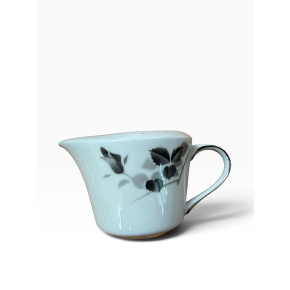 Fukagawa Arita Other - Fukagawa Arita Japan Hand Painted Porcelain Creamer Pitcher Pattern 704 Leaf